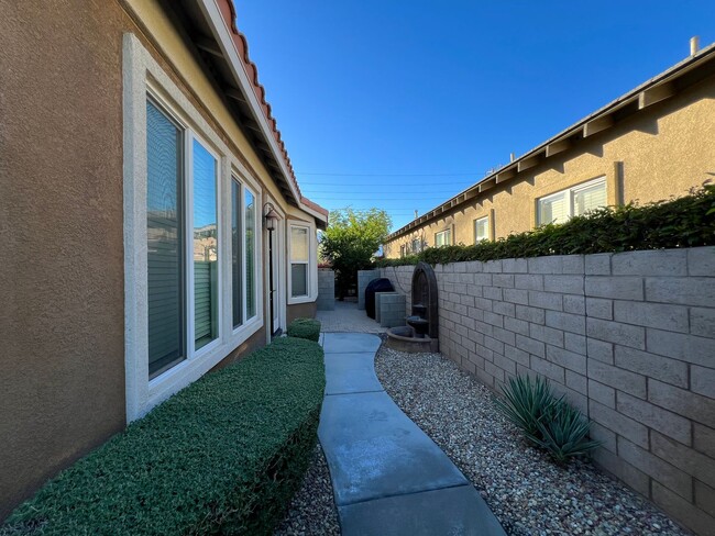 Building Photo - Mission Shores - LAKE-FRONT Home