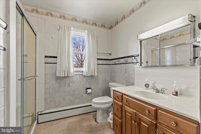 Building Photo - 1055 S Main St