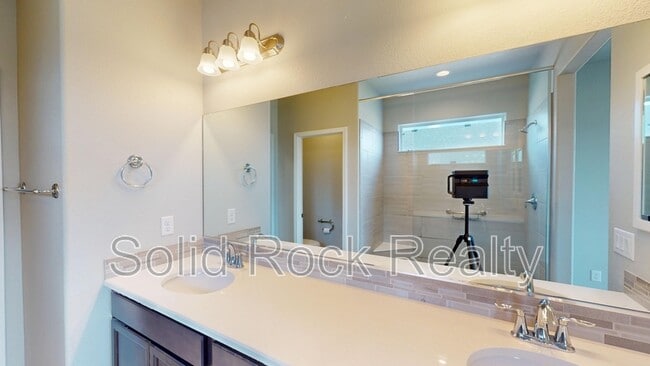 Building Photo - 10736 Hidden Brook Cir
