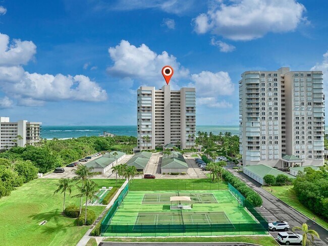 Building Photo - 5051 N Hwy A1A