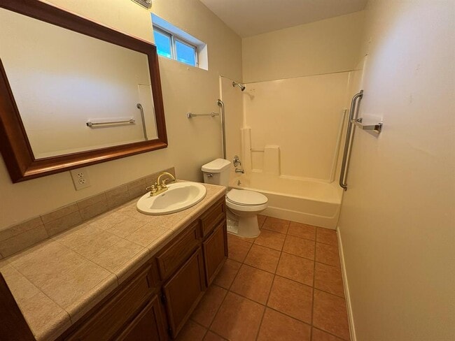 Building Photo - 1504 Cinnamon Path