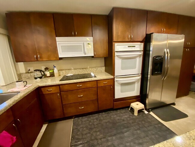 Building Photo - RB Senior 55+ Community 2 Bed +Huge bonus room 2 Baths House $3990