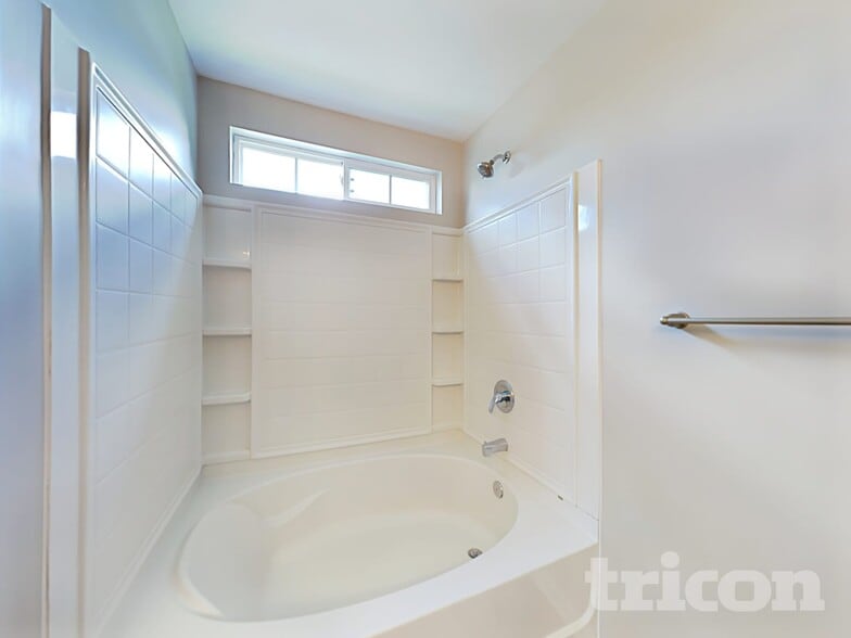 Building Photo - 5745 Henderson Oaks Dr