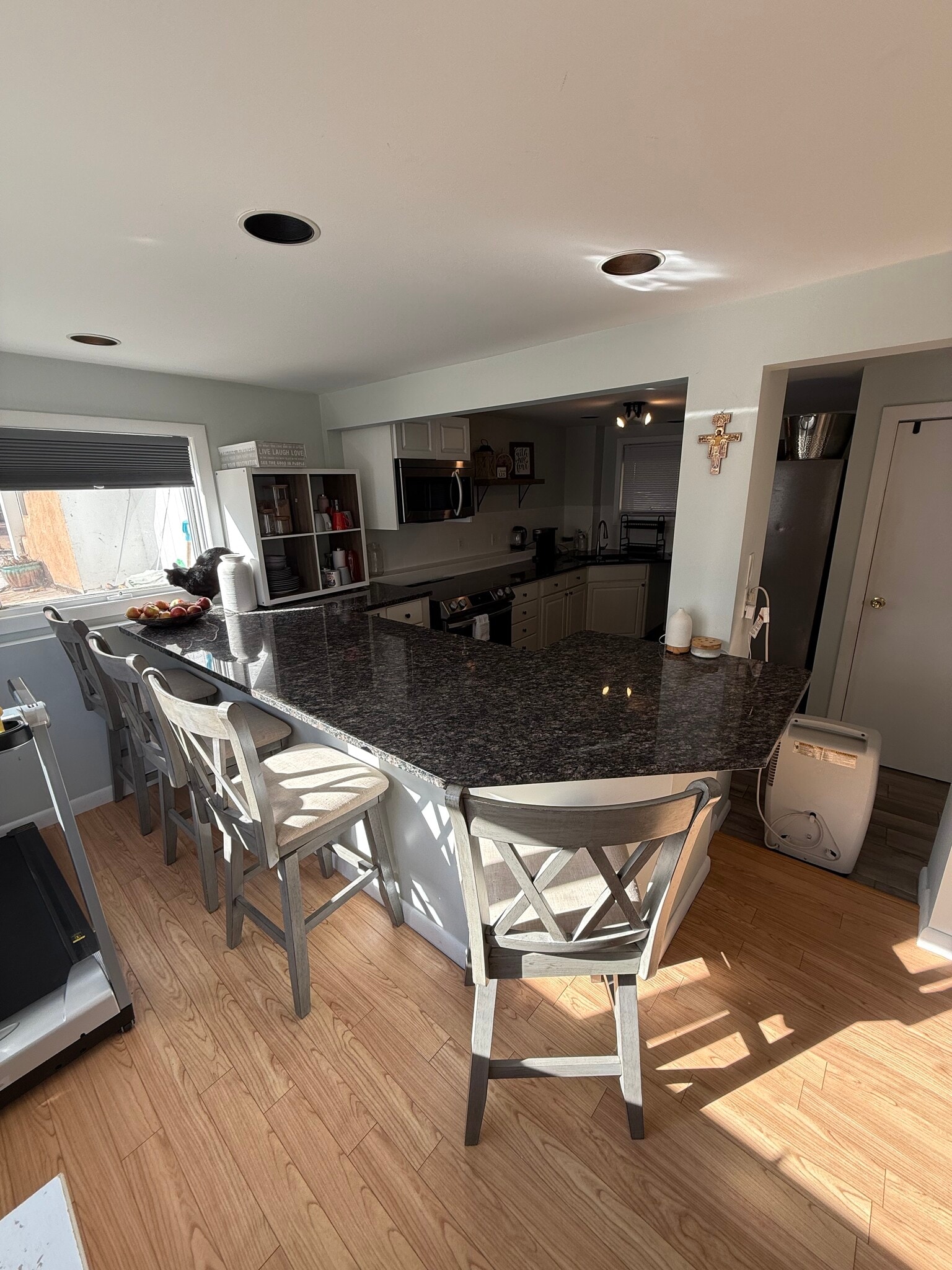 Building Photo - 248 Douglas Pike