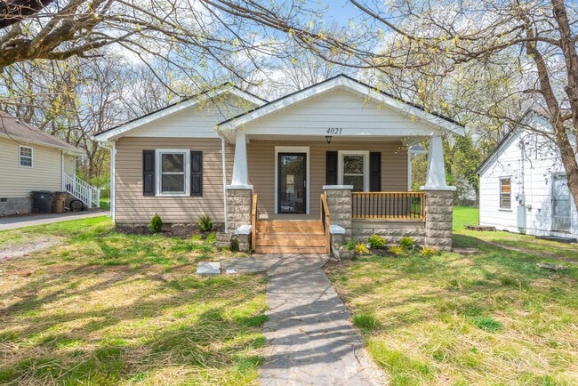 Primary Photo - 4021 Porter Ave