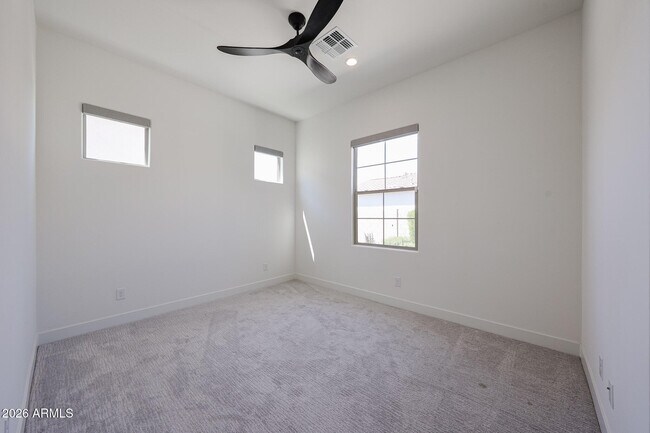 Building Photo - 17383 W Guthrie St