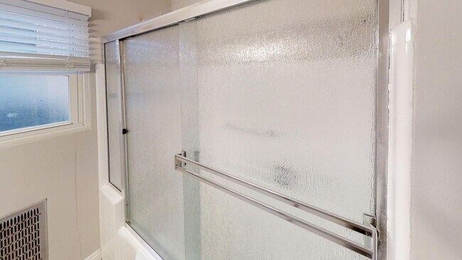 Building Photo - SDSU 5BD House – Walk to Campus, Prime Stu...