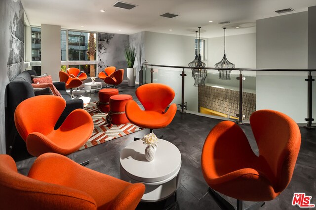 Building Photo - 4140 Glencoe Ave