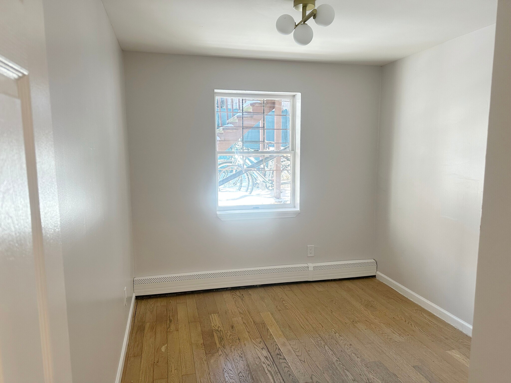 Building Photo - 16 Delaware Ave