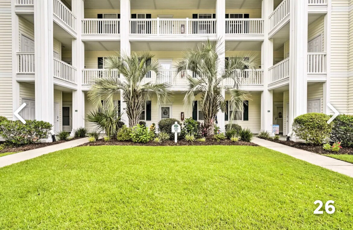 Building Photo - 654 River Oaks Dr