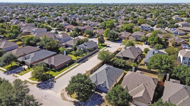 Building Photo - 3300 Winding Shore Ln