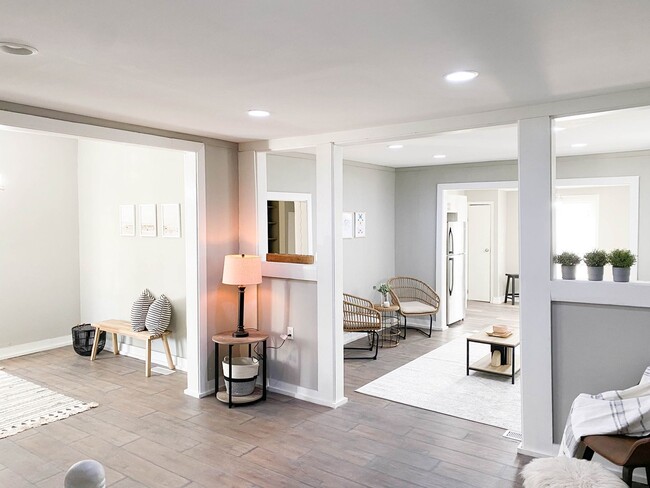 Building Photo - Beautiful 3 Bedroom Home!