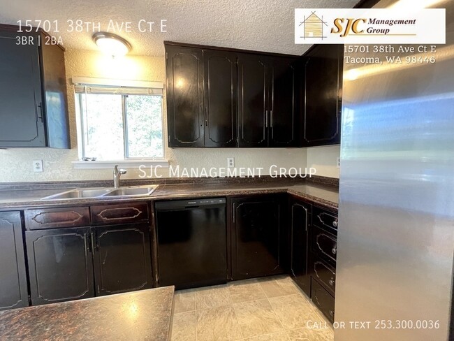 Building Photo - 15701 38th Ave Ct E