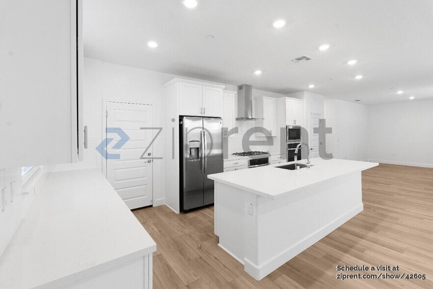 Building Photo - 6041 Meru Wy