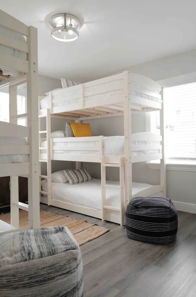 Building Photo - 4312 Avenue O 1/2