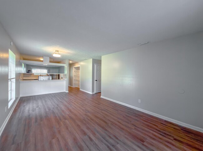 Building Photo - 2402 Atlas Rd