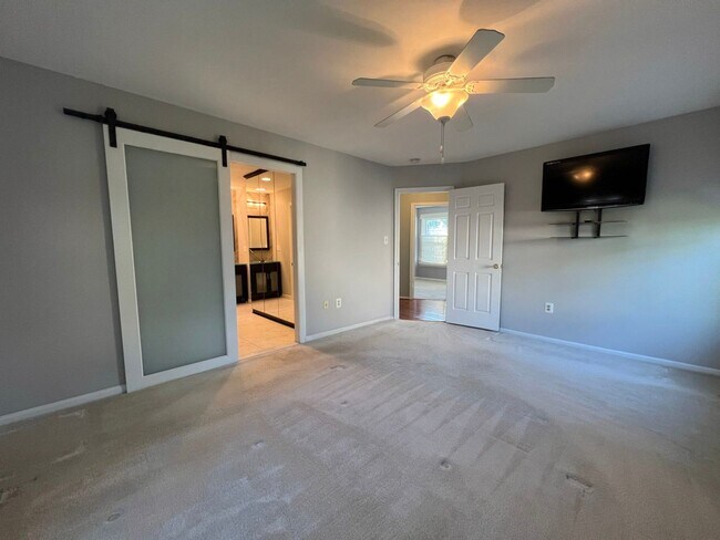 Building Photo - Magnificent 5 Bed 3 Bath Colonial Home Sitting On Massive Lot In Sought After Cabels Mills