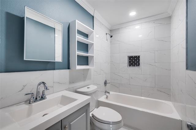 Building Photo - 2403 Vassar Ct