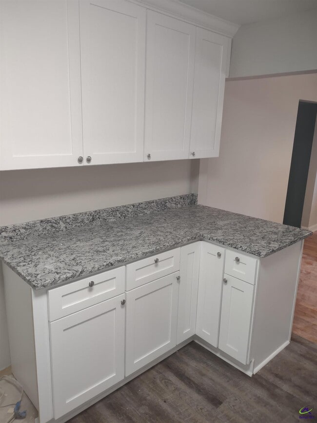 Building Photo - 6422 Gibson Rd