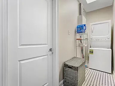 Building Photo - 1300 St Bernard Ave