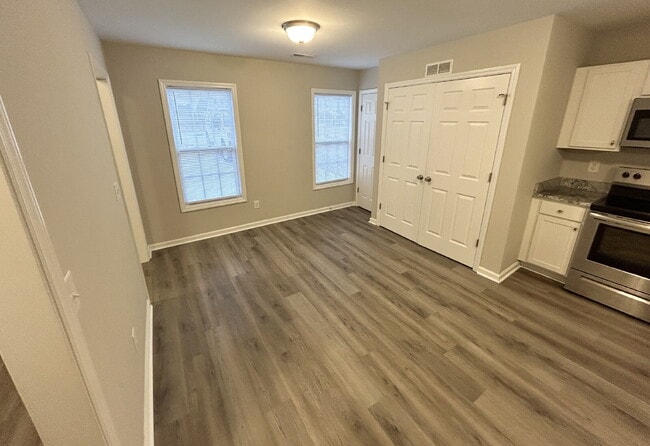 Building Photo - 4152 Brook Creek Ln