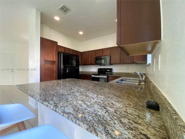 Building Photo - 21479 NW 14th Ct