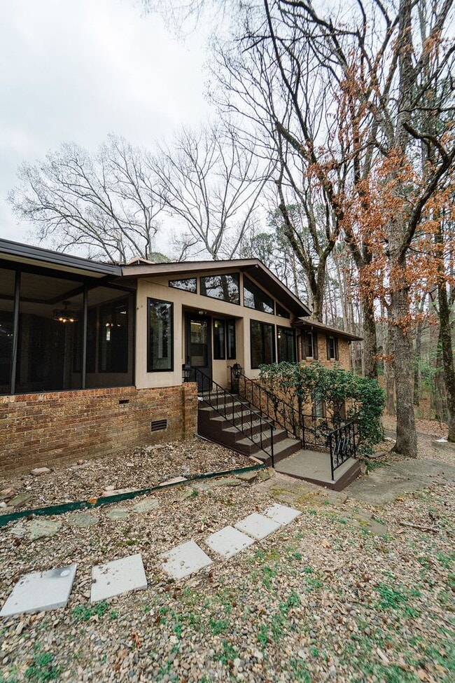 Building Photo - 6 Sonora Way