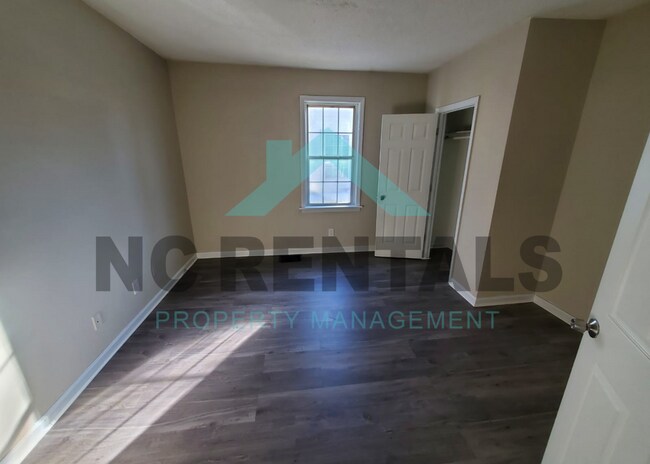 Building Photo - 114 N Jackson Ave