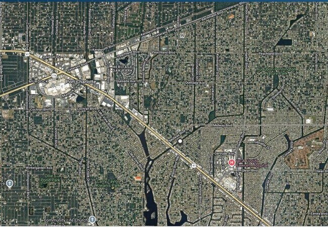 Building Photo - 2466 Lakeshore Cir