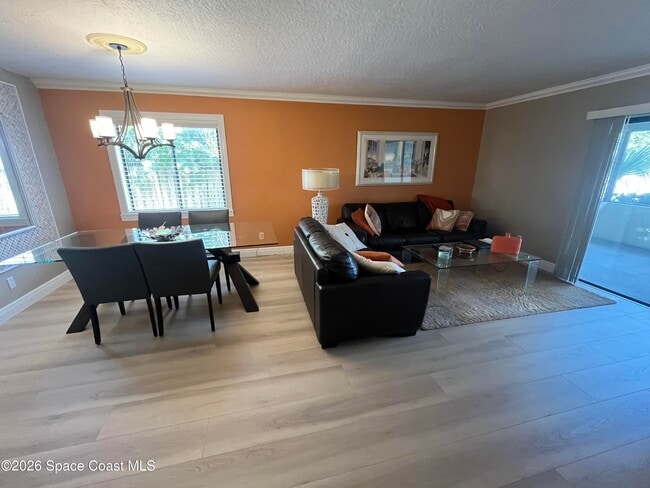 Building Photo - 190 Seawind Dr