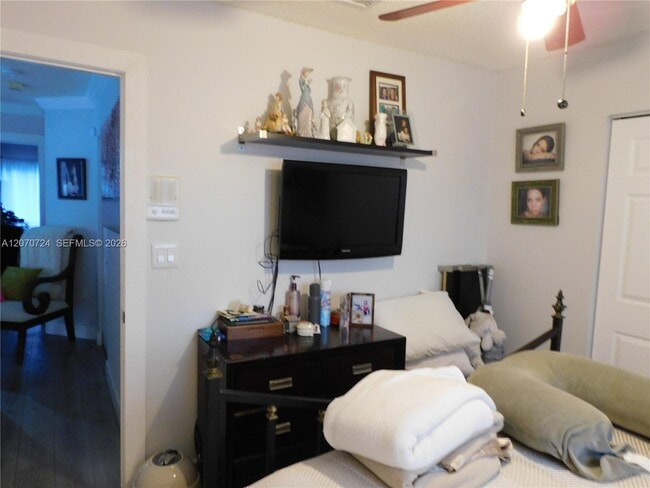 Building Photo - 14271 SW 150th Ave
