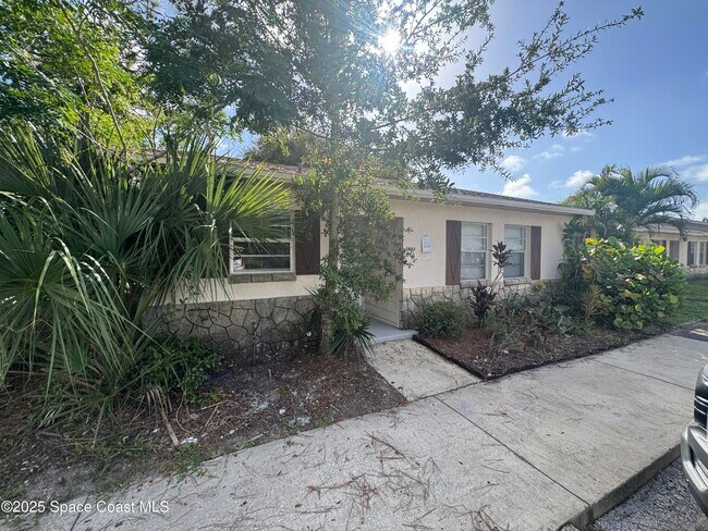 Building Photo - 1514 Clearlake Rd