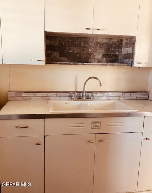 Building Photo - 1924 St Johns Dr