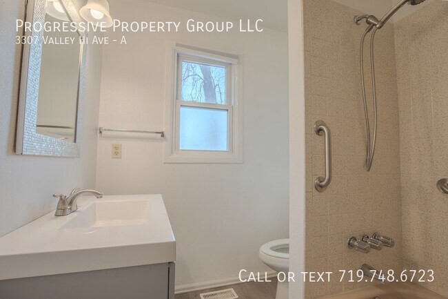 Building Photo - 3307 Valley Hi Ave