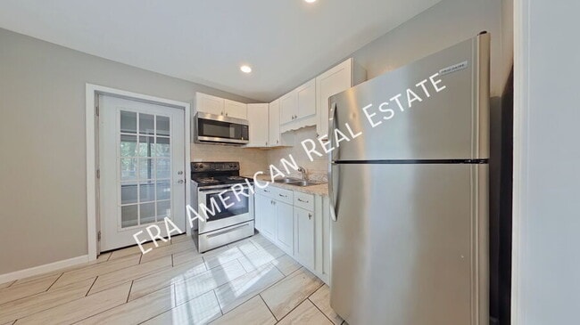 Building Photo - 507 Fir Ave