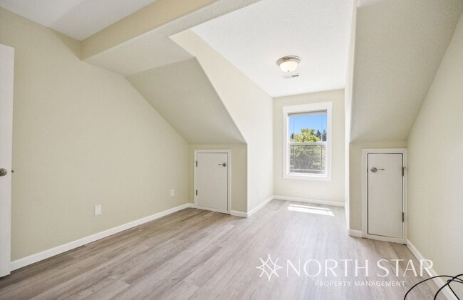 Building Photo - 11591 SW Cole Ln