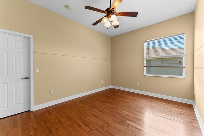 Building Photo - 614 Vintage Way