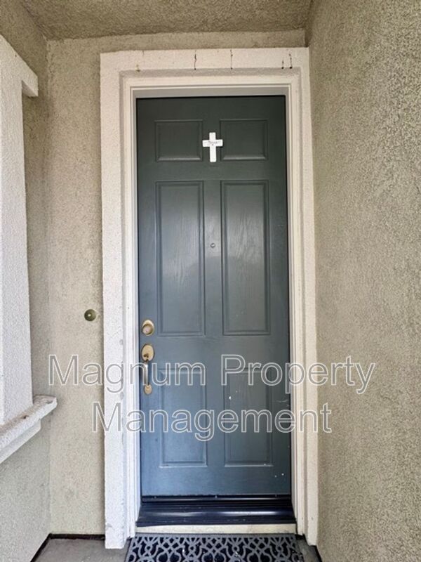 Building Photo - 35889 Wolverine Ln