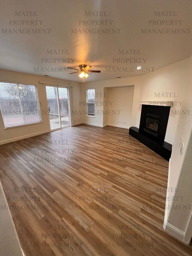 Building Photo - No Deposit