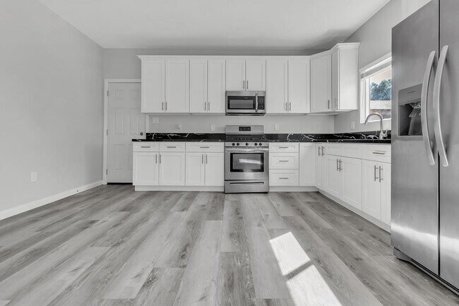 Building Photo - 1437 Arroyo Ave