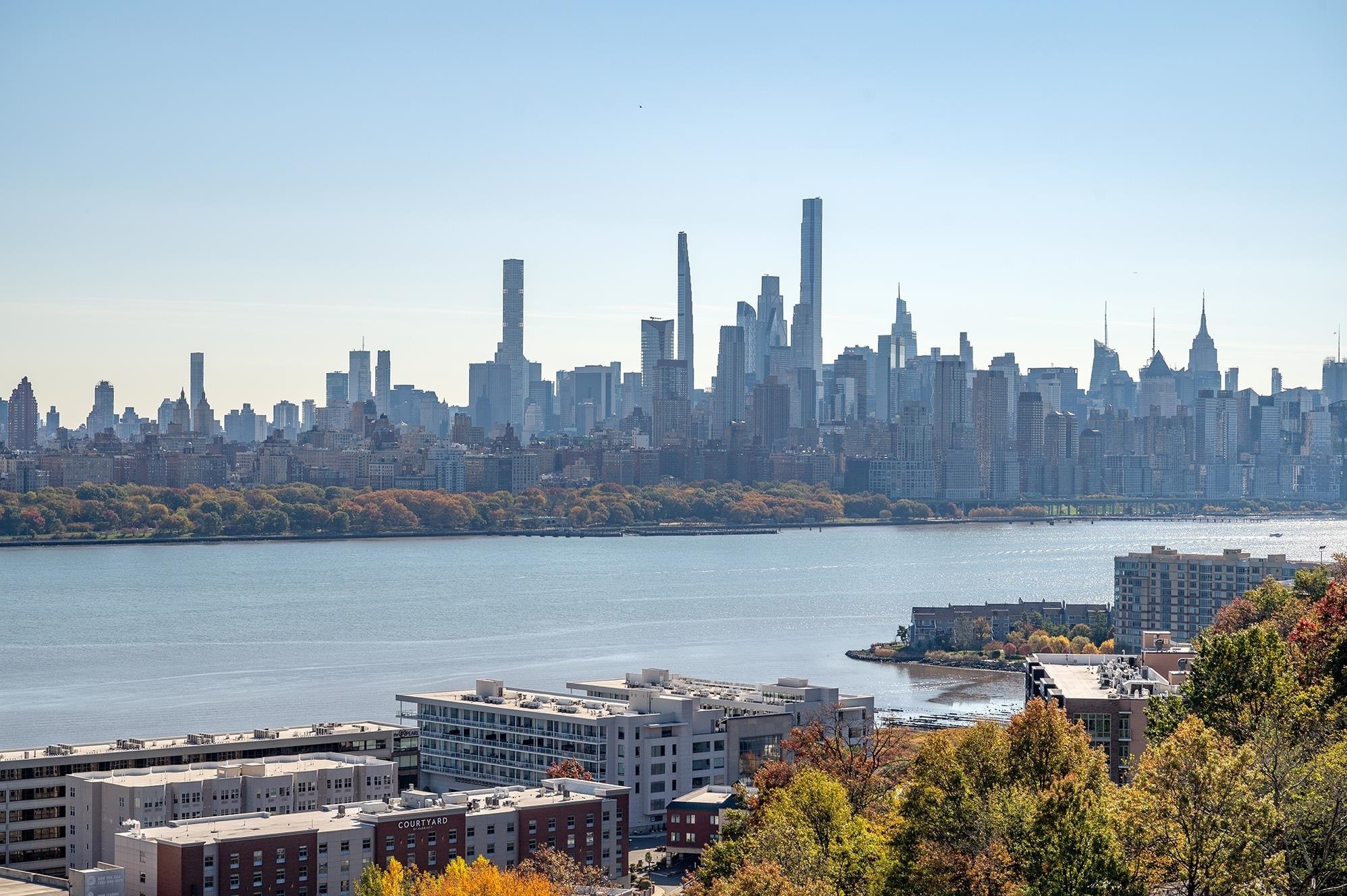 Building Photo - 9060 Palisade Ave