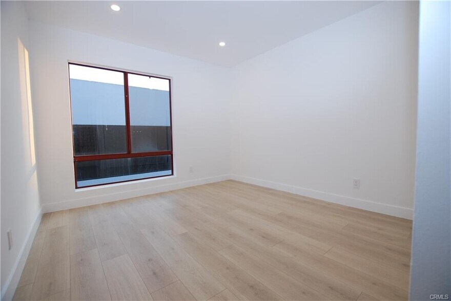 Building Photo - 6820 Remmet Ave