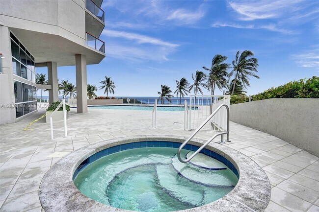 Building Photo - 6767 Collins Ave