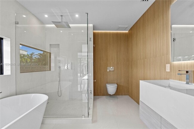 Building Photo - 1661 Daytonia Rd