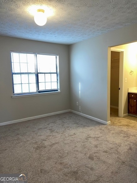 Building Photo - 5763 N Castlegate Dr