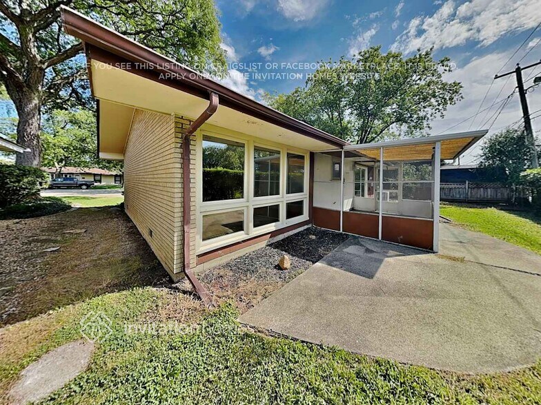Building Photo - 5525 Ann Marie Ln