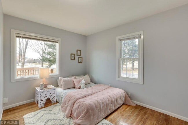 Building Photo - Perfect 4 bedroom count Home in Columbia H...