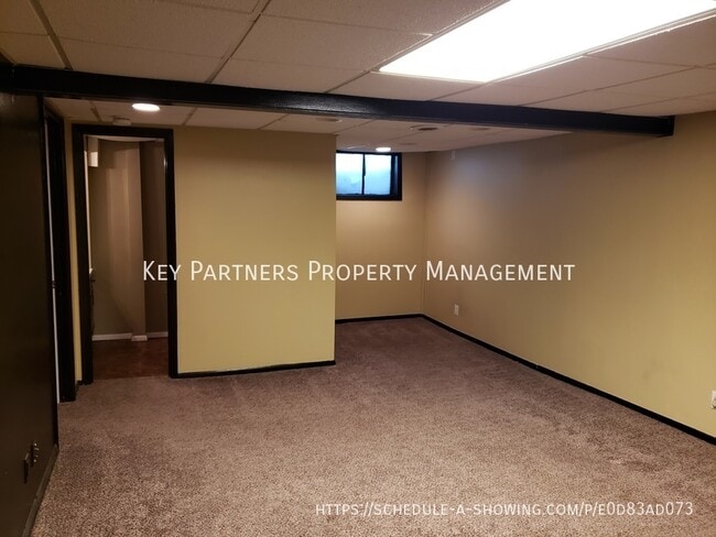 Building Photo - 7132 Newton Dr