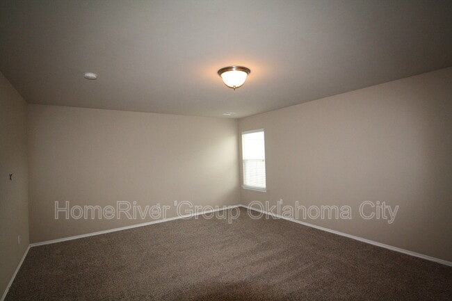 Building Photo - 13121 Beekman Dr