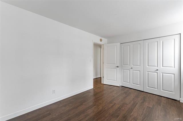 Building Photo - 5539 Pershing Ave